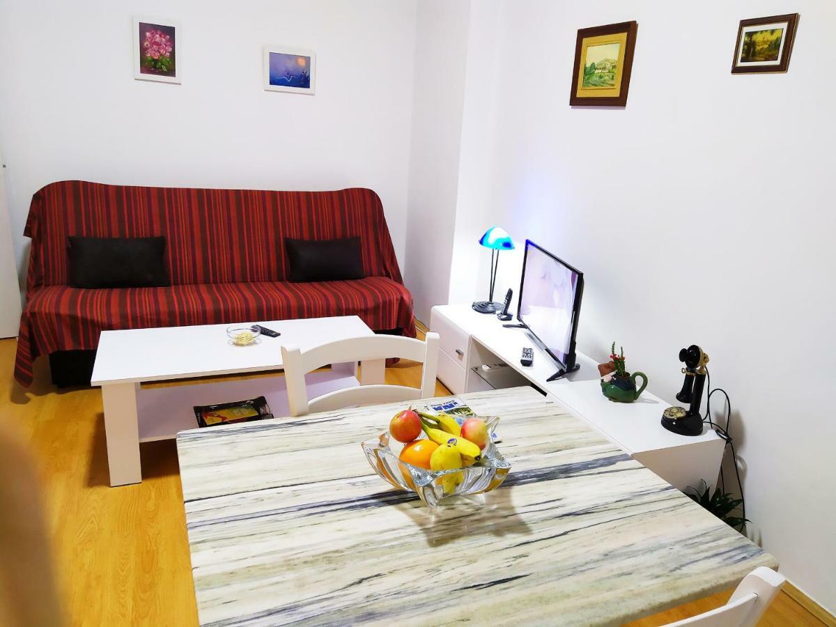 Apartamento Podgorica Center Habitación foto