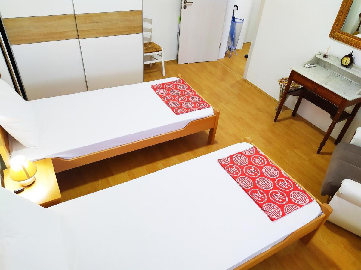 Apartamento Podgorica Center Exterior foto